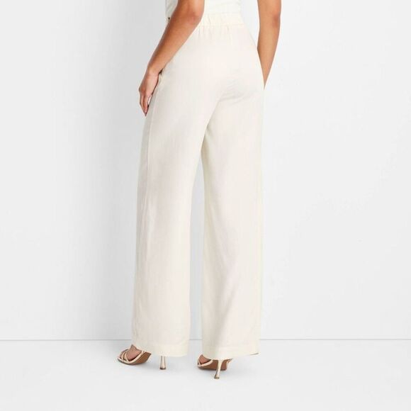 Future Collective with Jenee Naylor Women's Mid Ri Cream - Picture 2 of 4